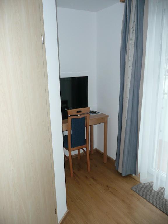 Gasthaus Pension Zur Nixe Steinbach am Attersee Luaran gambar