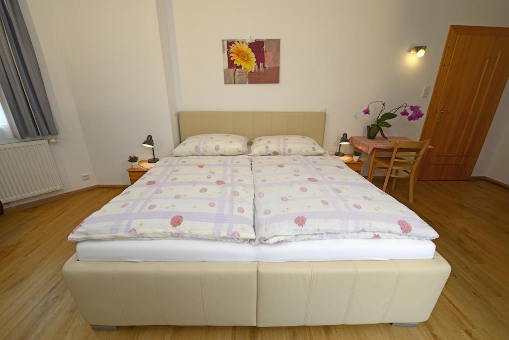 Gasthaus Pension Zur Nixe Steinbach am Attersee Bilik gambar